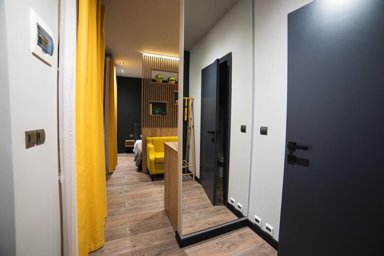 Luxury Apartments Petofi Uzhhorod Exterior photo