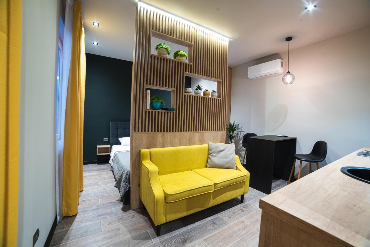 Luxury Apartments Petofi Uzhhorod Exterior photo